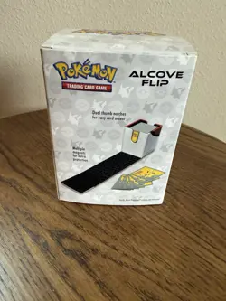 Pokemon Charizard Alcove Ultra Pro flip box card box case - Image 3