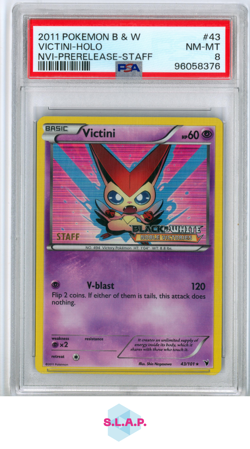 VICTINI POKEMON 43 2011 HOLO STAFF BLACK & WHITE 8 ENGLISCH PSA 8 - Image 1