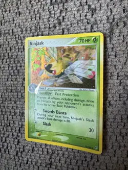 2005 Pokemon EX Deoxys 13/107 Ninjask Holo MP Rare Vintage Card Gold Collection - Image 2