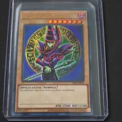 Yu-Gi-Oh! Dark Magician LOB-EN005 Legend of Blue Eyes 25th Unlimited Konami - Image 1