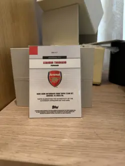 2025-26 Topps Arsenal Team Set Leandro Trossard Auto 09/49 *Pack Fresh* - Image 2