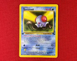 Tentacool 1st Edition 56/62 Common Fossil WOTC Vintage Pokemon Card - Image 1