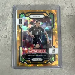 Panini Prizm World Cup 2026 Gold Cracked Ice Andres Guardado - Image 1