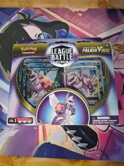 Pokemon TCG: Origin Forme Palkia VSTAR League Battle Deck Box (29085236) 820650852367 - Image 1