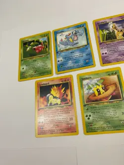 1st Edition Pokemon Neo Genesis Lot Hoppip Totodile Girafarig Cyndaquil Sunkern - Image 3