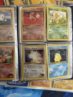 LARGE POKEMON LOT! Vintage/Modern Lot, Vintage Binders, Bulk! Some Holos - Image 5