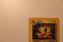 Jolteon 4/64 Holo Jungle Pokemon Card LP Vintage WOTC - Image 3