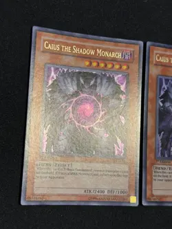 Yugioh 2X Caius the Shadow Monarch SDDE-EN001 Ultra Rare 1st Edition NM - Image 2