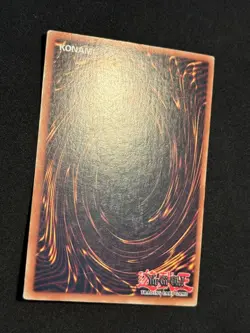 Yugioh Red-Eyes B. Dragon SDJ-001 Unlimited Ultra Rare LP - Image 4