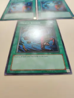 3x Heavy Storm SD6-EN023 1st Ed/Unlimited LP/MP - Image 5