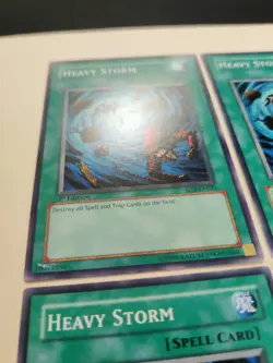 4x Heavy Storm SD3-EN021 Common 1st Edition LP - Image 2