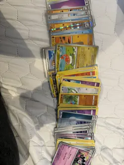1000 Pokemon card job lot bulk collection includes Holo/Rev Holo 3 ULTRA/V - Image 1