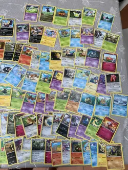 Pokemon Card Bundle 126 TCG Bulk Job Lot. Mainly basic but some stage 1s - Image 1