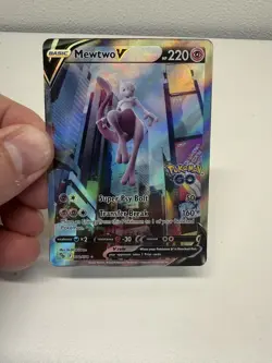 Mewtwo V (Alternate Full Art) 072/078 Pokemon GO Holo - Image 1