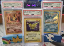 1999 POKEMON FOSSIL - ARTICUNO, MOLTRES + ZAPDOS -LEGENDARY Bird Trio SET- PSA 6 - Image 1