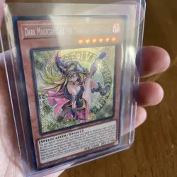 Yugioh Secret Rare Dark Magician Girl The Magician’s Apprentice ALIN-EN004 - Image 3