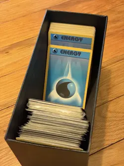 190+ Vintage WOTC Pokemon Card Lot (Base set, Fossil, Jungle, Base Set 2) - Image 4