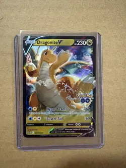 Pokemon TCG Dragonite V Pokemon Go SWSH235 Black Star Promo - Image 3
