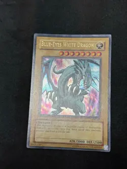 Yugioh Blue-Eyes White Dragon LOB-001 Unlimited Rare Ultra Rare 2002-03 NM - Image 2