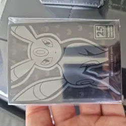 25th Anniversary Official Pokemon TCG Umbreon accessories deck box card sleeves - Image 3