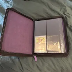 Card Guardian - 4 Pocket Binder with Zipper for 160 Cards PURPLE - Image 3