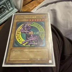 Konami Dark Magician Ultra Rare SDY-006 Starter Deck: Yugi Holo ATK/2500 DEF/21… - Image 1