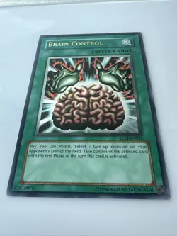 G2U YuGiOh Brain Control Ultimate Rare 1st Edition NM TLMEN038 - Image 2