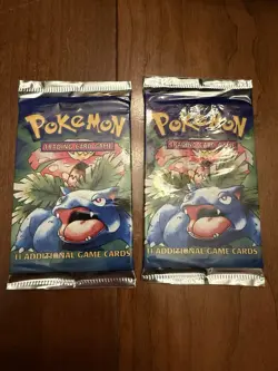 Pokemon Base Set 2 Sealed Booster Packs Venusaur Art 11 Cards Wizards - Image 2