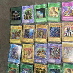 Yu-Gi-Oh! Vintage Card Lot Over 69 Cards Halos Japanese - Image 3