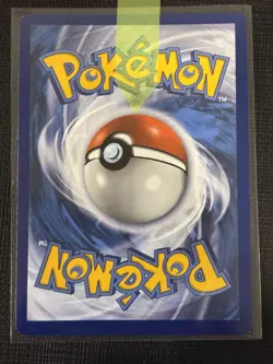 2021 POKEMON CELEBRATIONS PIKACHU 005/025 HOLO RARE - Image 2