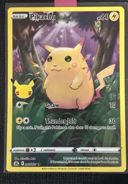 2021 POKEMON CELEBRATIONS PIKACHU 005/025 HOLO RARE - Image 1