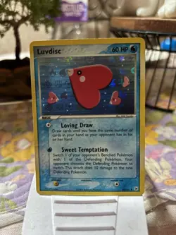 Pokemon Luvdisc EX Hidden Legends Reverse Holo 60 HP Nintendo 2004 Card 40/101 - Image 1