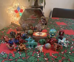 Bakugan Battle Brawlers Lot *19 Pieces With Tin + Cards* - Image 1