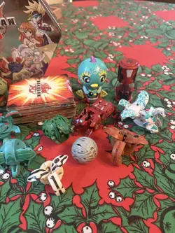 Bakugan Battle Brawlers Lot *19 Pieces With Tin + Cards* - Image 3