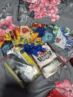 Bakugan Battle Brawlers Bundle of 19 x Figures With Tin & Cards bruiser arena - Image 2