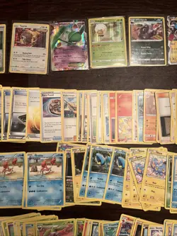 Pokemon card lot ~ 200 cards - Image 4