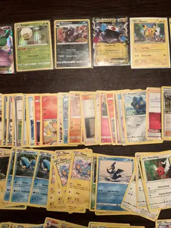 Pokemon card lot ~ 200 cards - Image 5