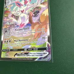 Pokemon TCG Sylveon Vmax Evolving Skies 212/203 Holo Secret Rare - Image 2