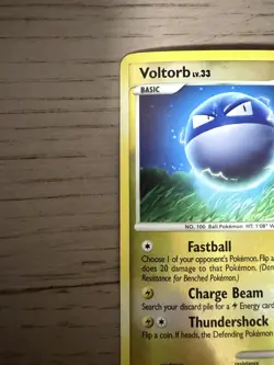 Voltorb (Shiny) SH3 Stormfront Reverse Holo Rare Pokemon Card MP - Image 3