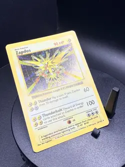Zapdos 016/102 Pokemon Base Set (Shadowless) Holo - Image 3