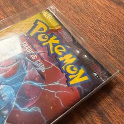 Pokemon Sun & Moon Dragon Majesty Booster Pack (Salamence Art) Factory Sealed - Image 2