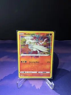 Reshiram Amazing Rare Holo - Shining Fates 017/072 Pokemon - Image 1