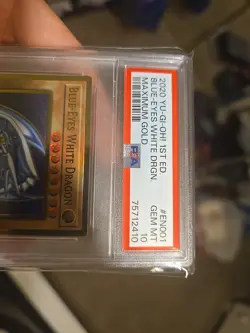 Yugioh Blue-Eyes White Dragon Maximum Gold MAGO-EN001 MINT PSA 910 - Image 5