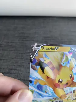 Carte Pokemon Pikachu V SWSH285 PROMO Epee Et Bouclier Francais - Image 4