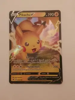 Pokemon TCG Pikachu V Vivid Voltage Ultra Rare 043/185 Sword & Shield - Image 2