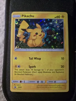 Pokemon Pikachu SM86 Holo 2017 LP - Image 1