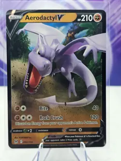 Pokemon TCG 092/196 Ultra Rare Aerodactyl V SWSH11: Lost Origin NM - Image 1