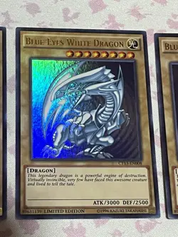 Yugioh:Blue-Eyes White Dragon CT13-EN008 Ultra Rare Limited Edition NM Playset - Image 4