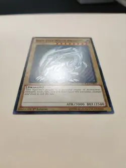 Blue-Eyes White Dragon (Version 2) LDK2-ENK01 1st Edition Common LP - Image 4