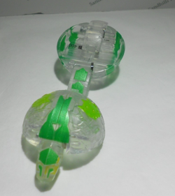 Bakugan Diamond Fangzor Clear Green Pyrus B400 Battle Planet - Card - Image 3